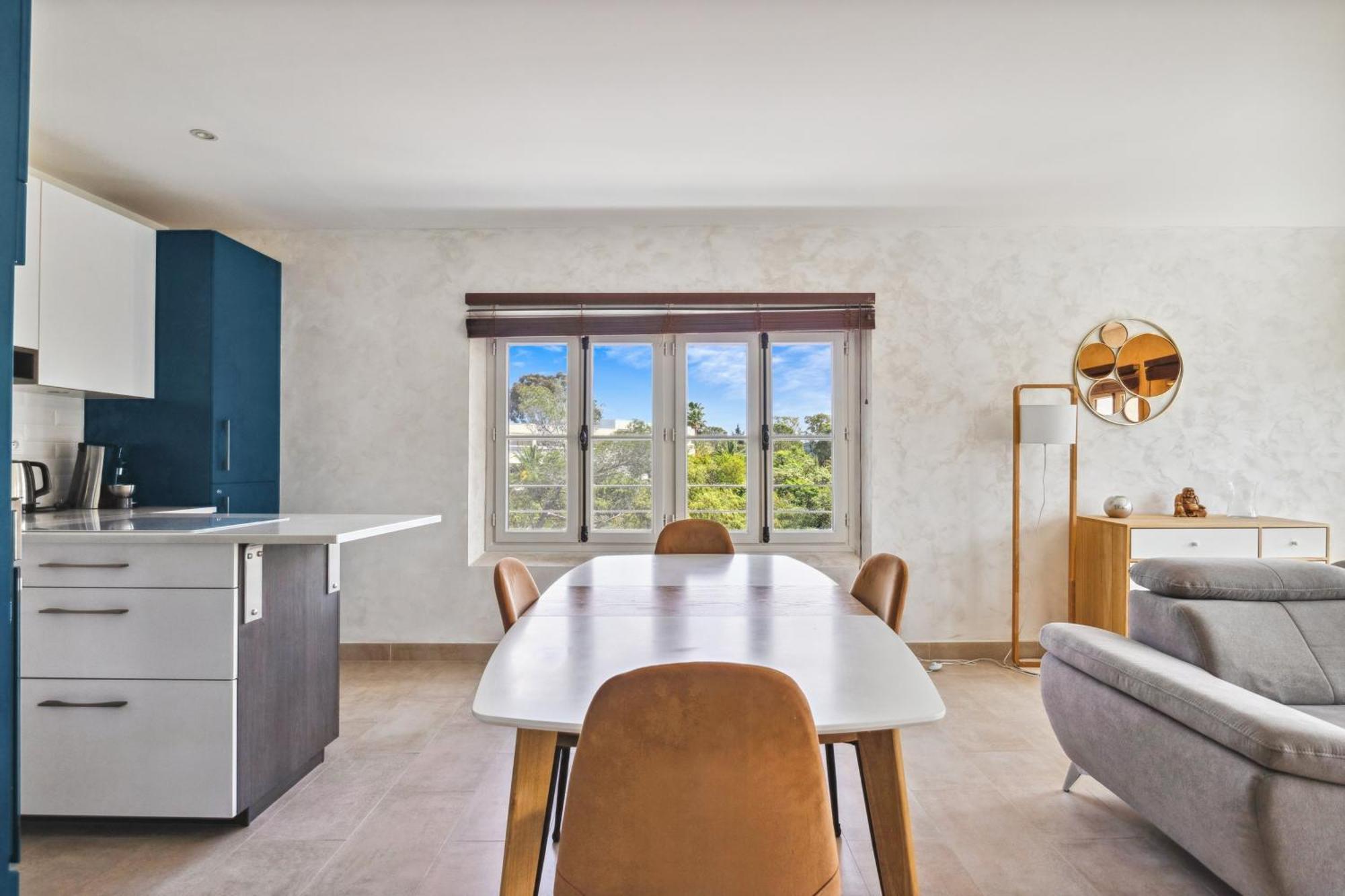 Appartement De Messugues - Appt Standing Vue Mer Saint-Raphaël Extérieur photo